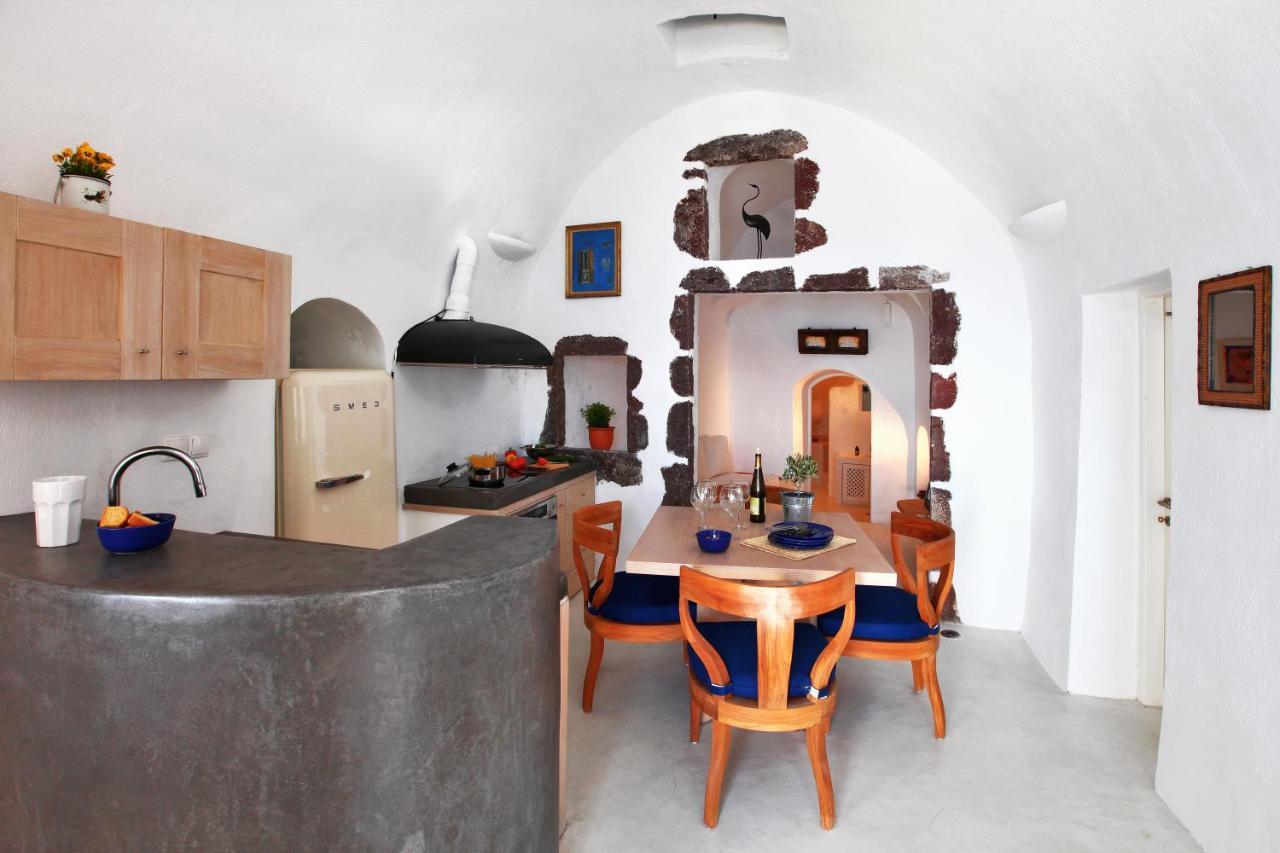 Menias Cave House Apartman Ía Szoba fotó